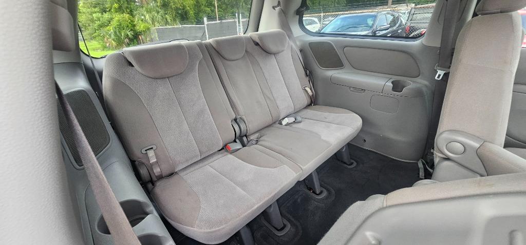 2012 Kia Sedona - $3,699