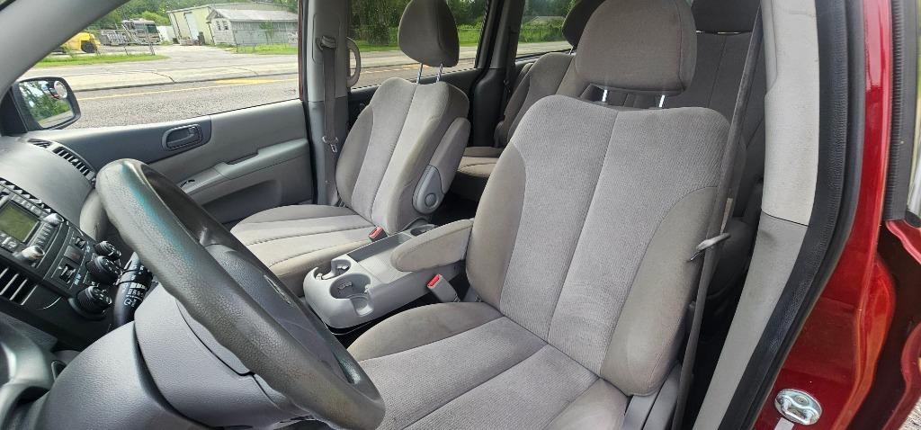 2012 Kia Sedona - $3,699