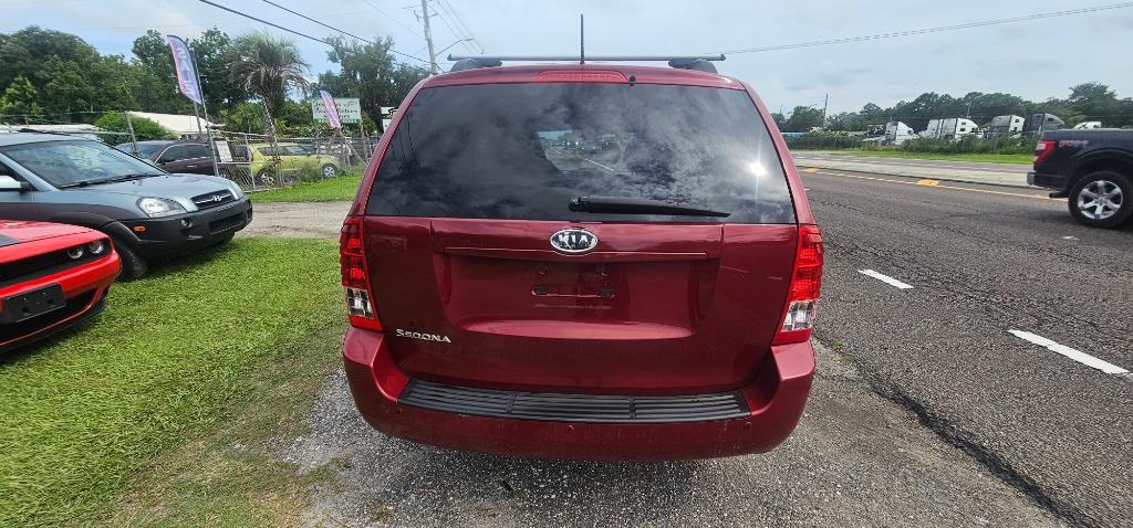 2012 Kia Sedona - $3,699