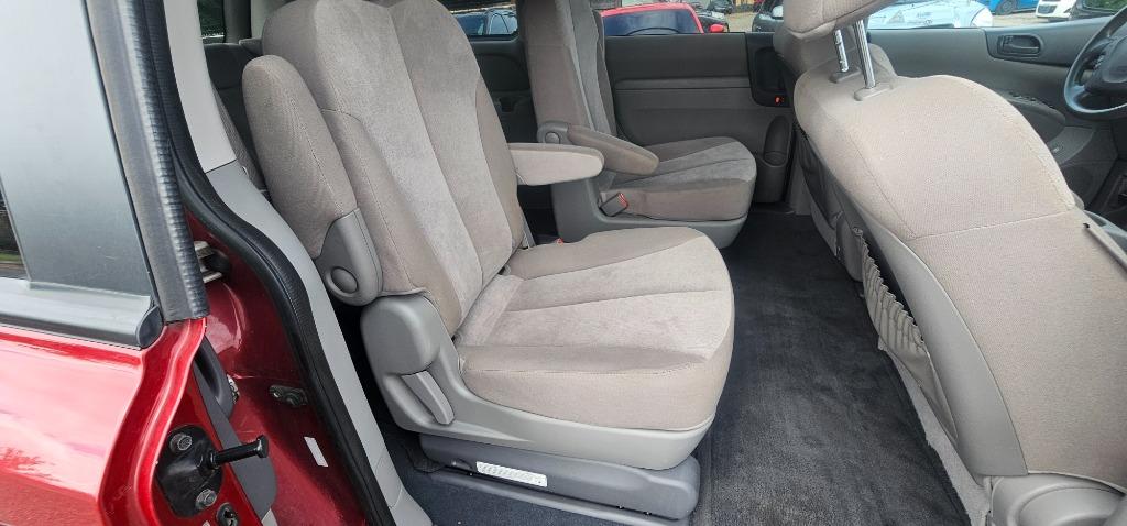 2012 Kia Sedona - $3,699