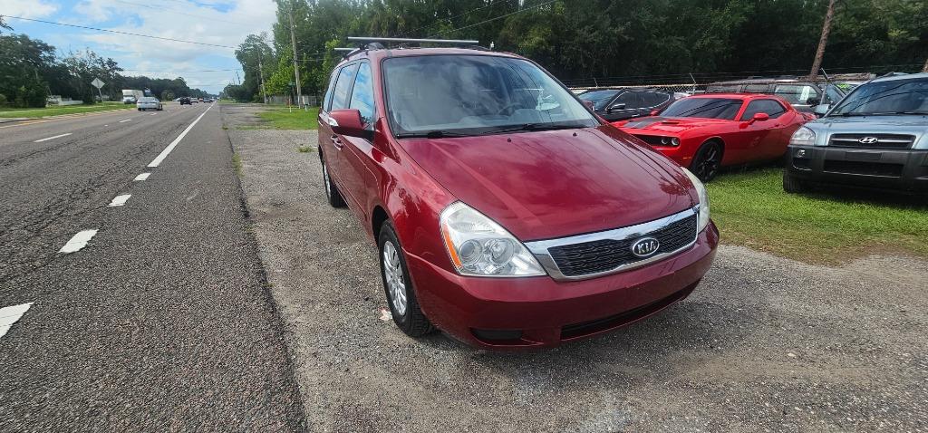 2012 Kia Sedona - $3,699