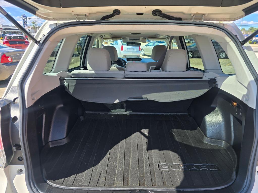 2017 Subaru Forester - $9,500
