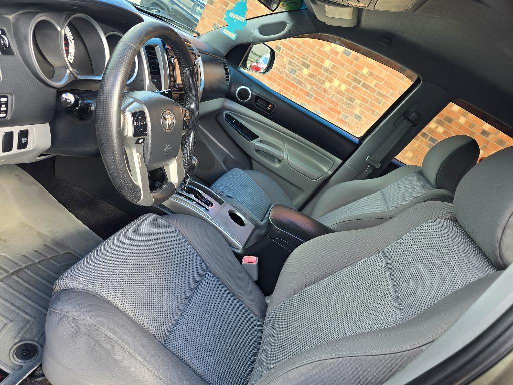 2014 Toyota Tacoma - $14,995