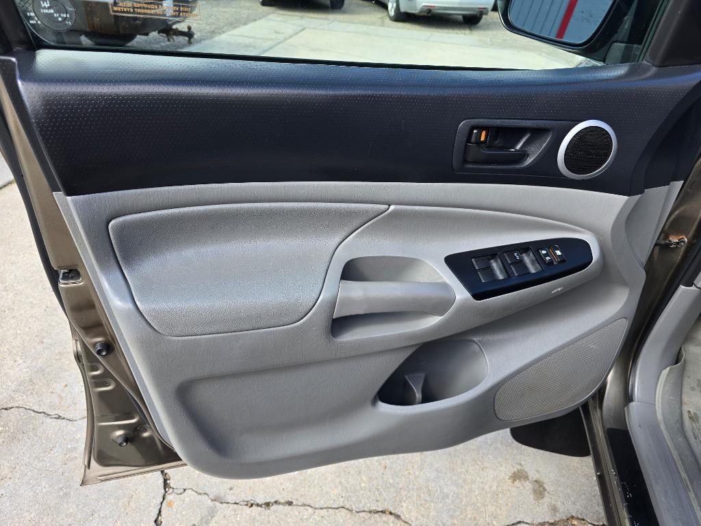 2014 Toyota Tacoma - $14,995