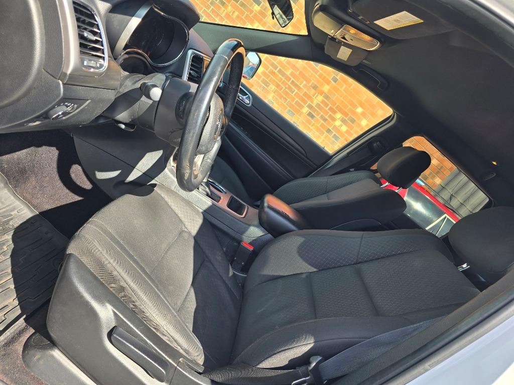 2018 Jeep Cherokee - $9,995