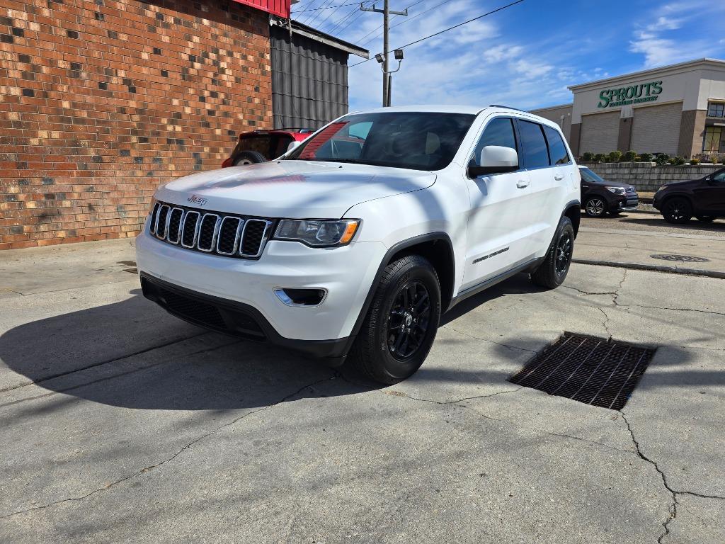 2018 Jeep Cherokee - $9,995