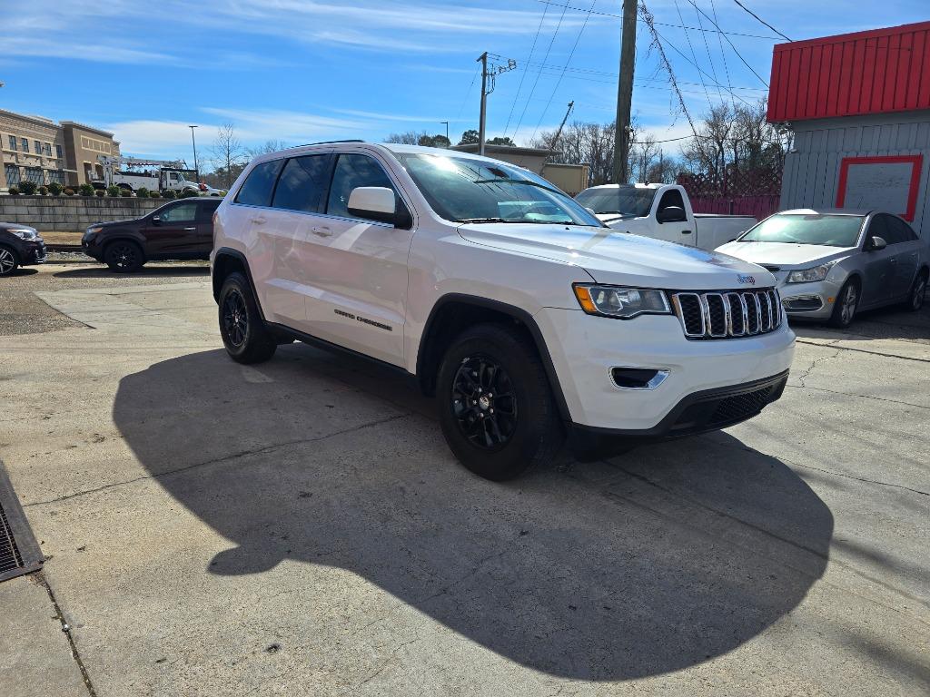 2018 Jeep Cherokee - $9,995
