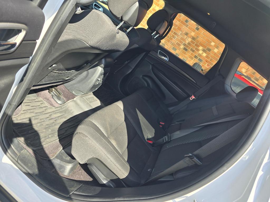 2018 Jeep Cherokee - $9,995