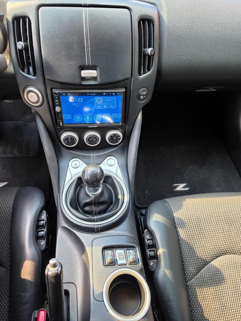 2012 Nissan 370Z - $10,995