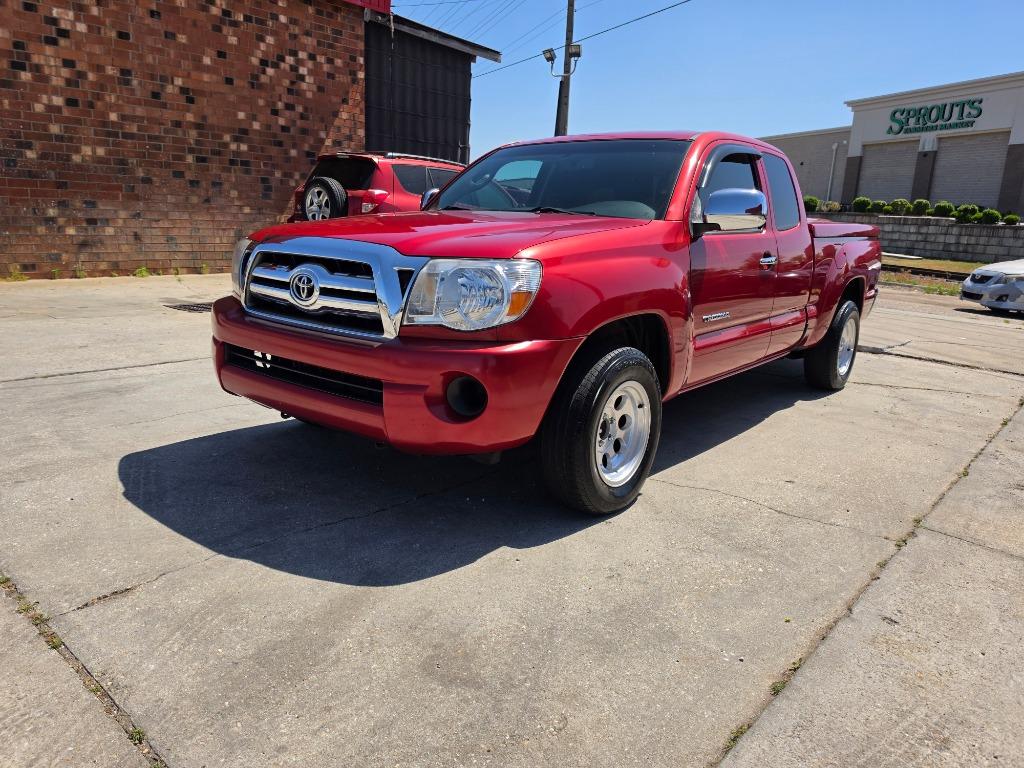2010 Toyota Tacoma - $11,500