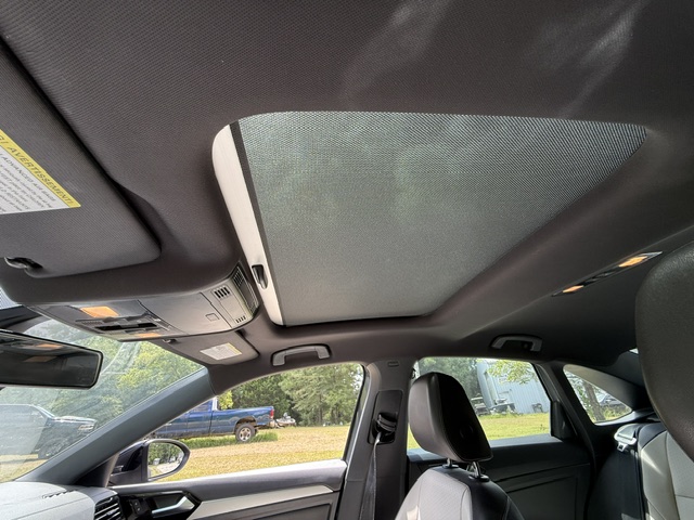 2019 Volkswagen Jetta - $14,500