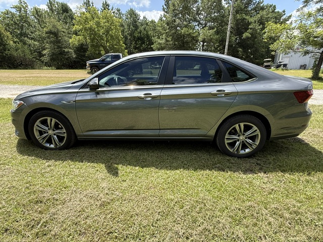 2019 Volkswagen Jetta - $14,500