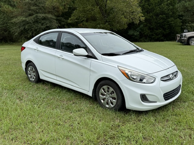 2016 Hyundai Accent - $3,999