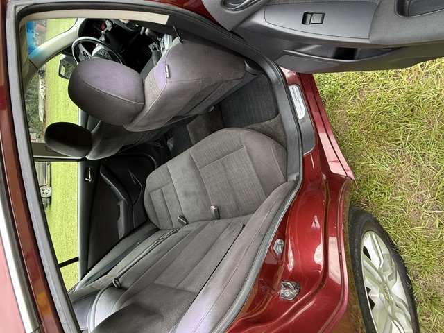 2010 Nissan Altima - $3,999