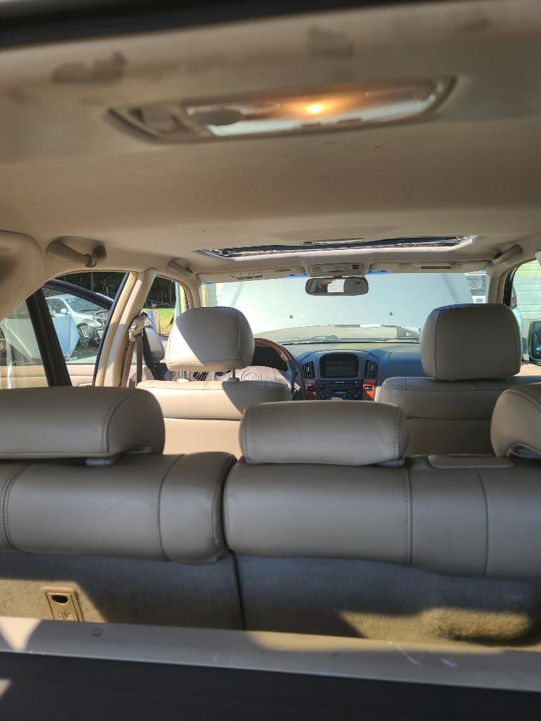 2002 Lexus RX 300 photo