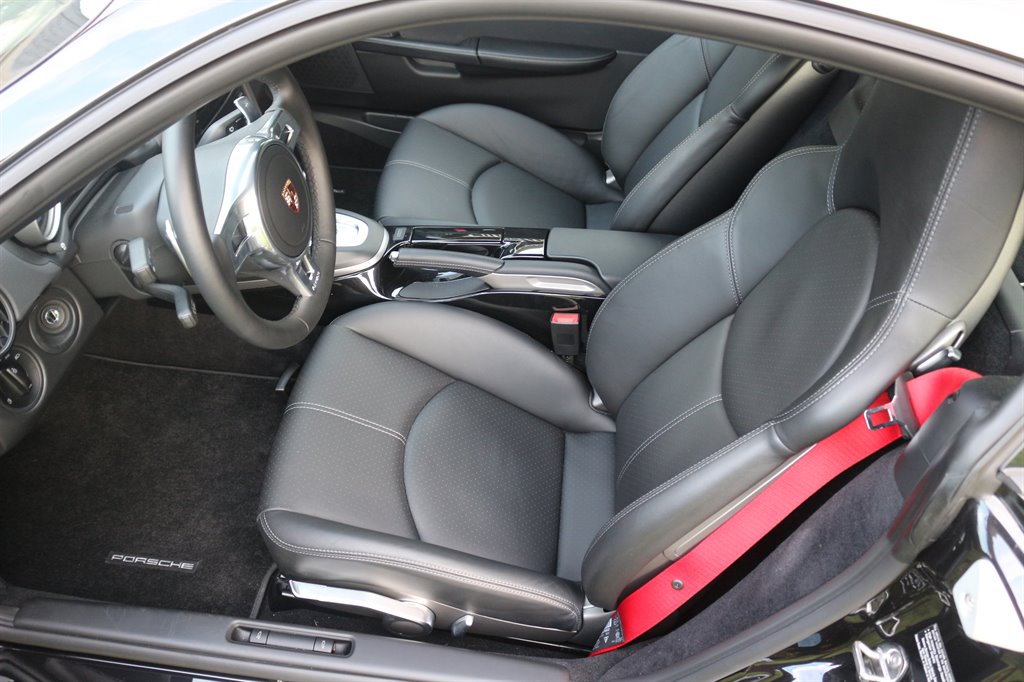 2012 Porsche Cayman
