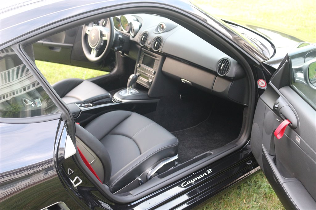 2012 Porsche Cayman