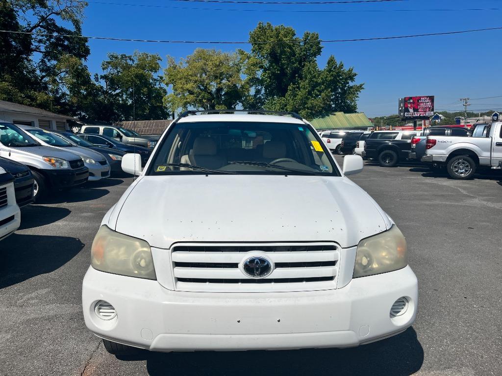 2004 Toyota Highlander photo