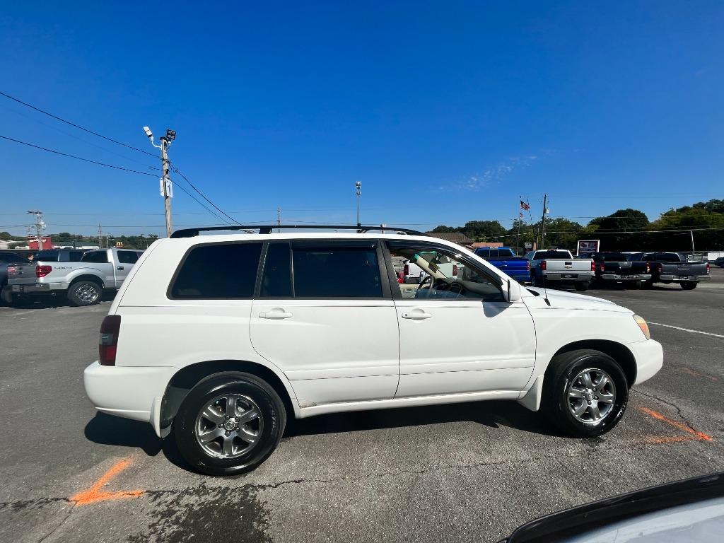 2004 Toyota Highlander photo