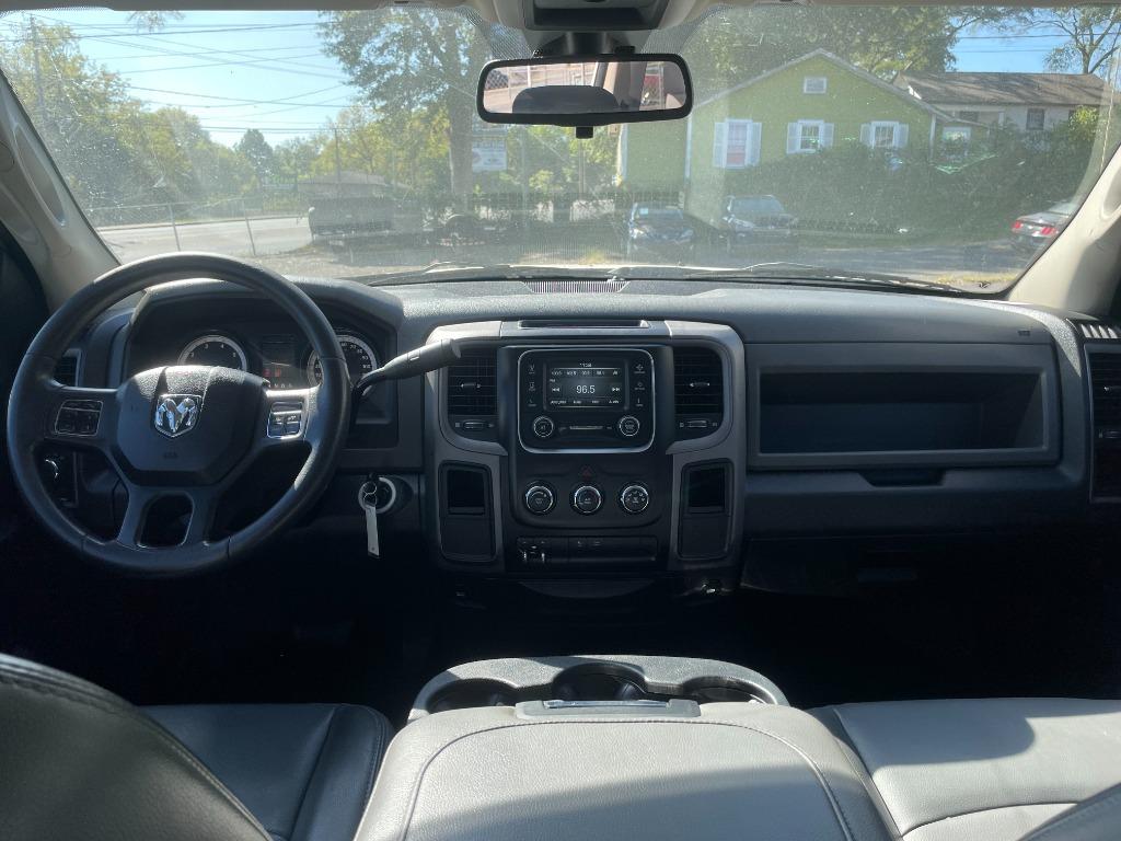 2014 Ram 3500 - $26,995