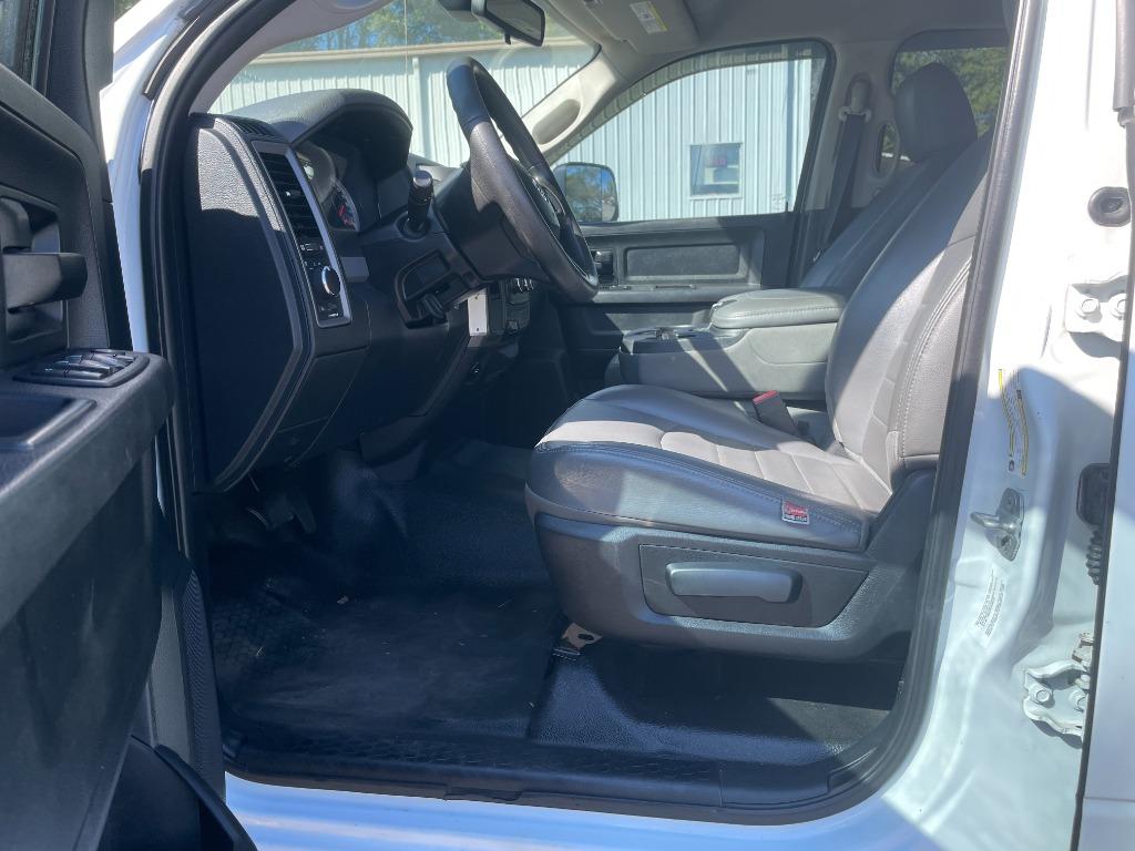 2014 Ram 3500 - $26,995