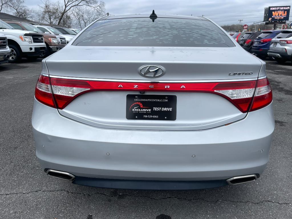 2016 Hyundai Azera - $16,995