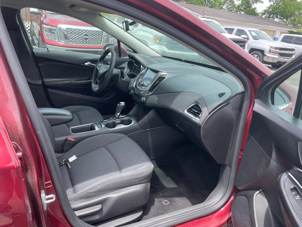 2016 Chevrolet Cruze - $14,995