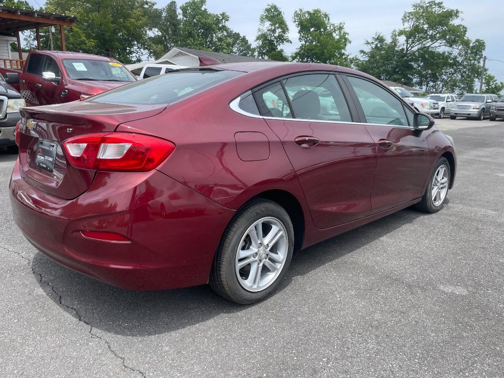 2016 Chevrolet Cruze - $14,995