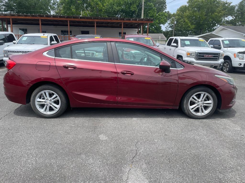 2016 Chevrolet Cruze - $14,995