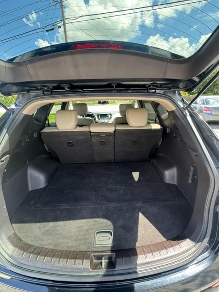 2014 Hyundai Santa Fe Sport - $9,999