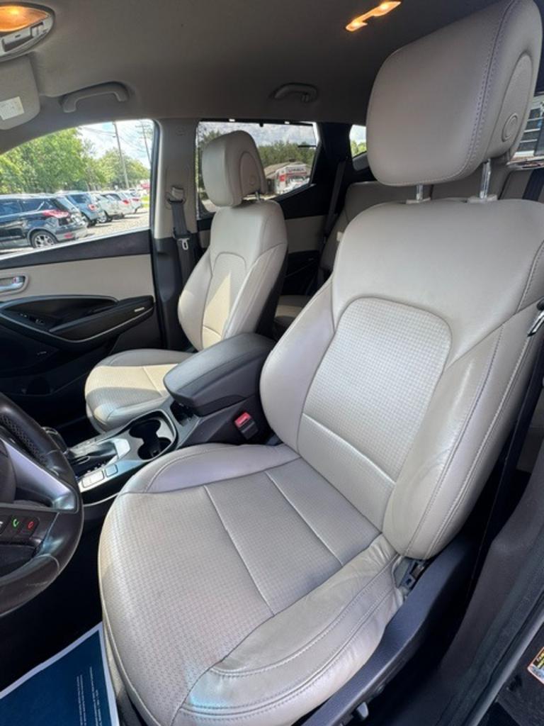 2014 Hyundai Santa Fe Sport - $9,999
