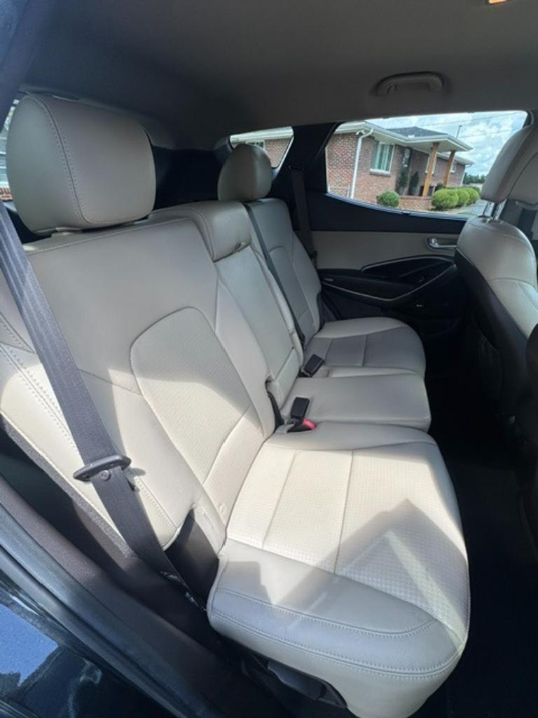 2014 Hyundai Santa Fe Sport - $9,999