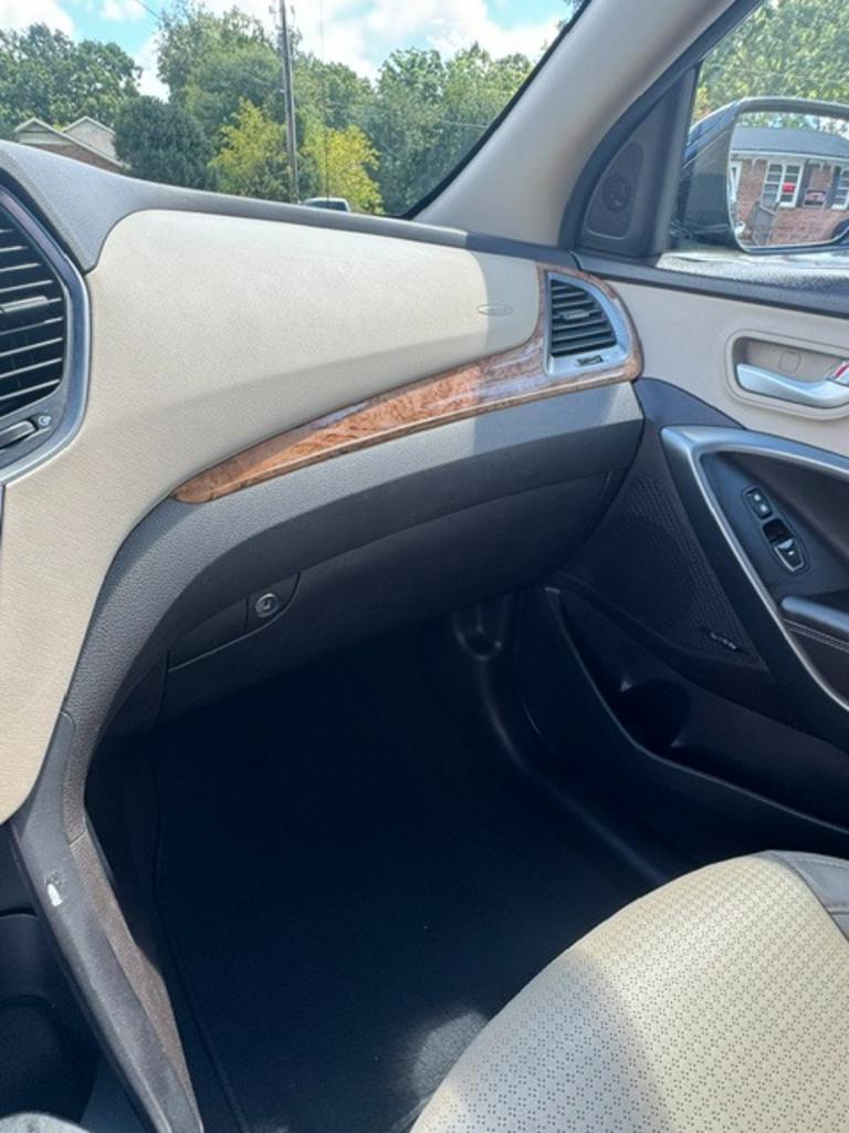 2014 Hyundai Santa Fe Sport - $9,999