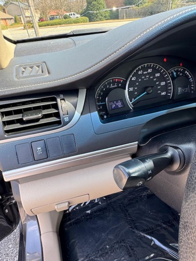 2014 Toyota Camry - $9,999