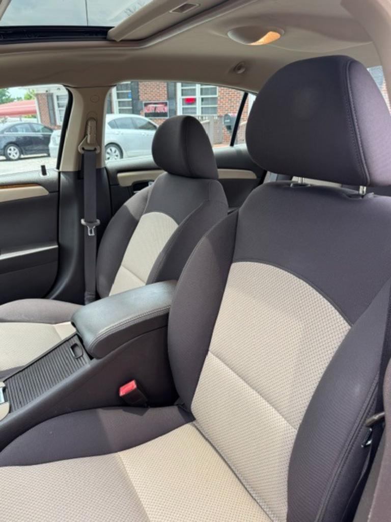 2010 Chevrolet Malibu - $9,999
