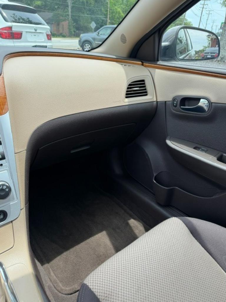 2010 Chevrolet Malibu - $9,999