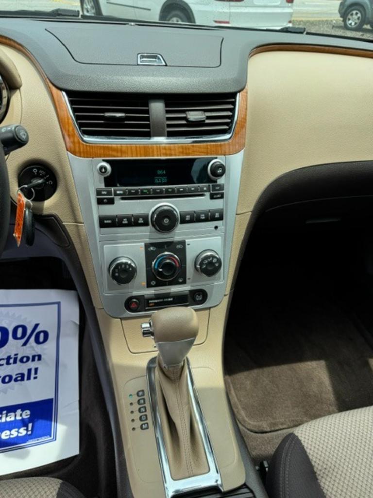 2010 Chevrolet Malibu - $9,999