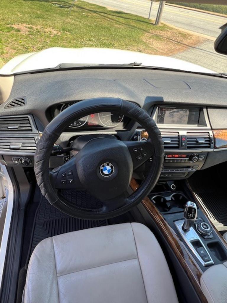 2012 BMW X5 - $9,999
