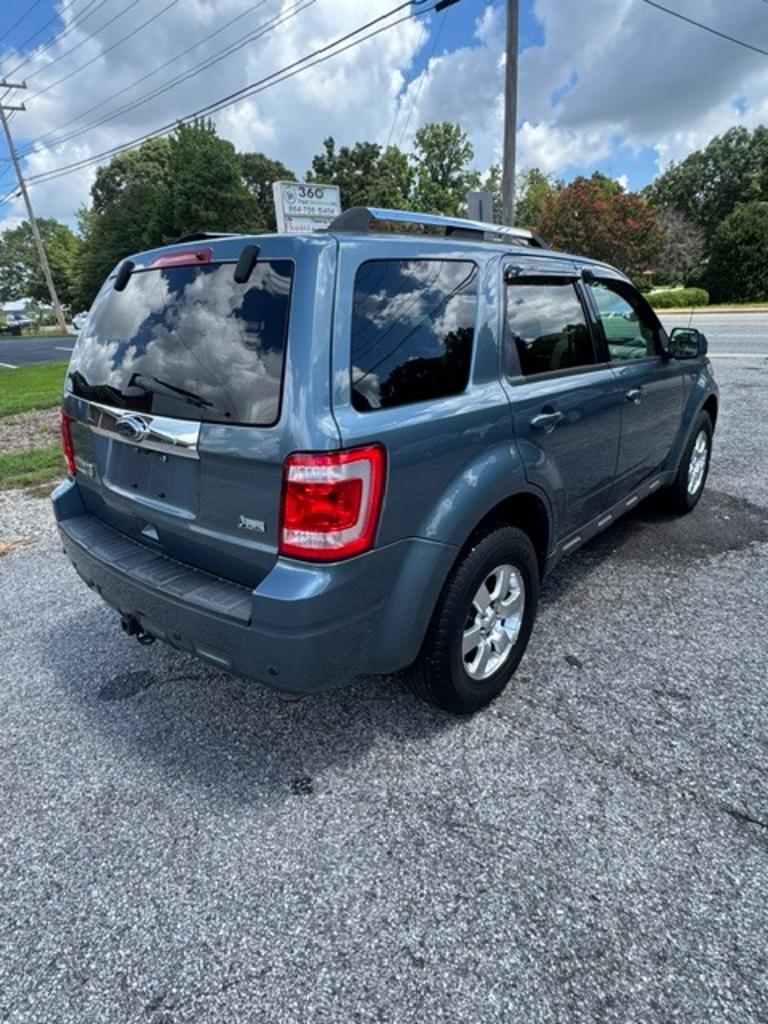 2011 Ford Escape - $8,999