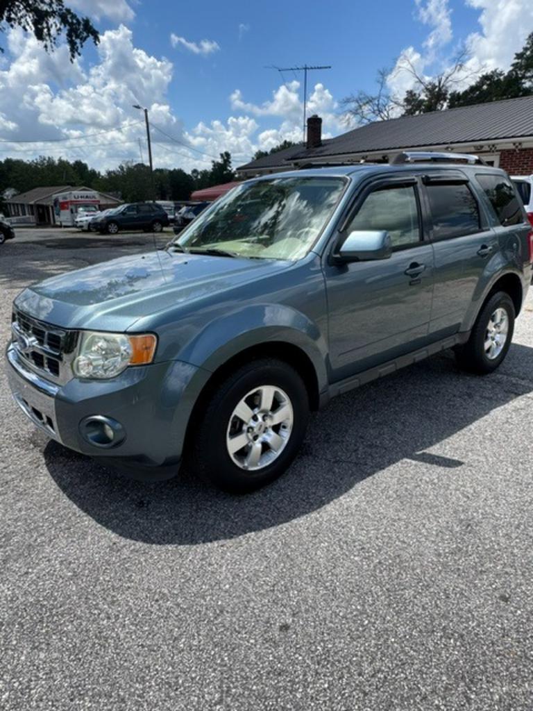 2011 Ford Escape - $8,999