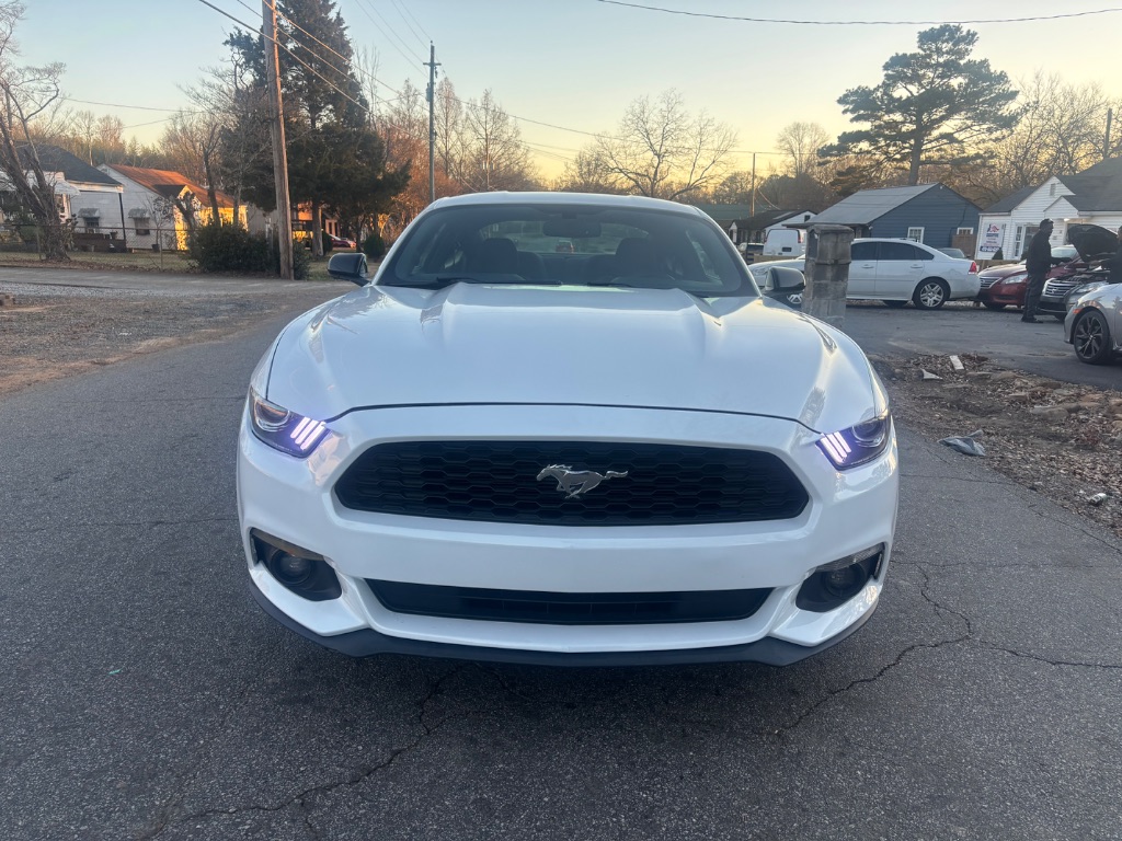 2015 Ford Mustang photo