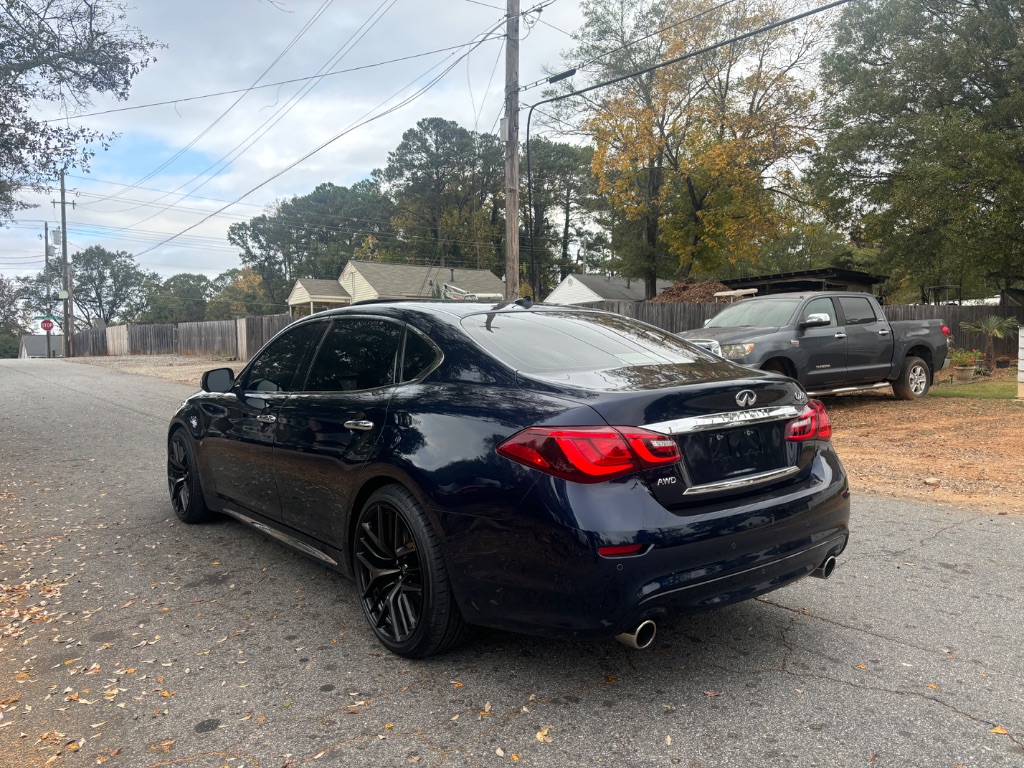 2019 Infiniti Q70L Luxe photo