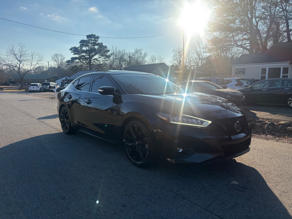 2021 Nissan Maxima SR photo