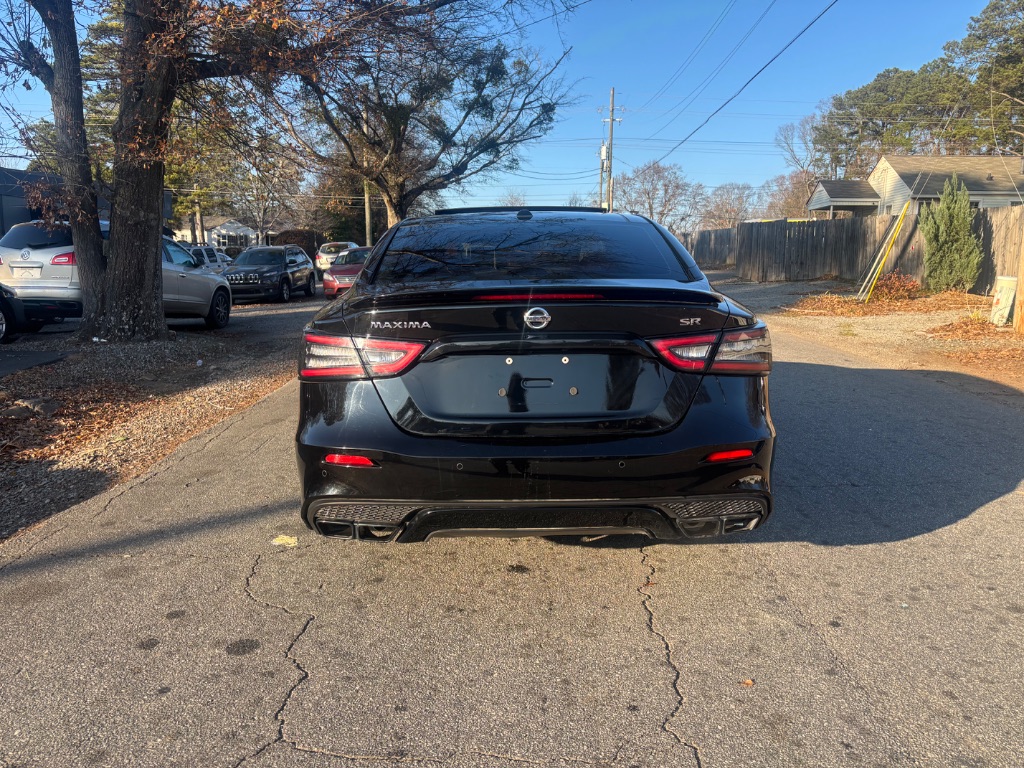 2021 Nissan Maxima SR photo