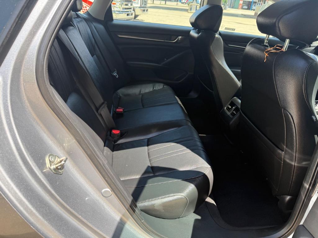 2019 Honda Accord - $16,900