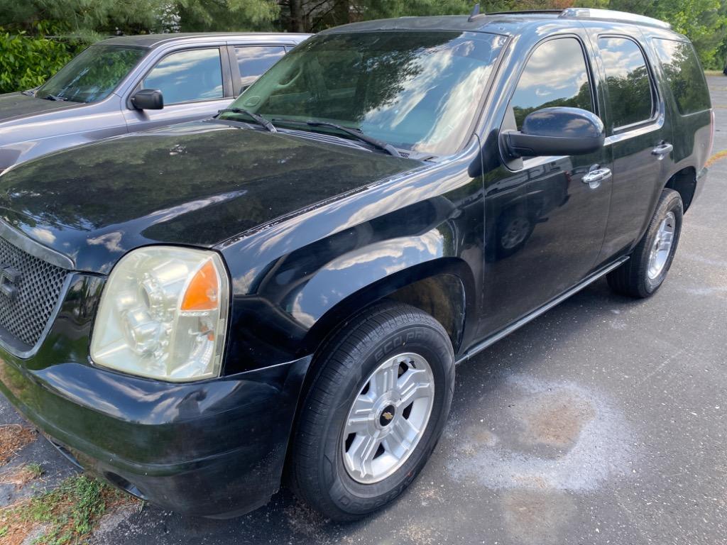 2008 GMC Yukon Denali photo