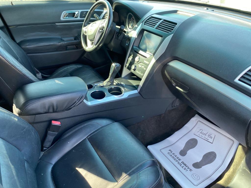2012 Ford Explorer XLT photo