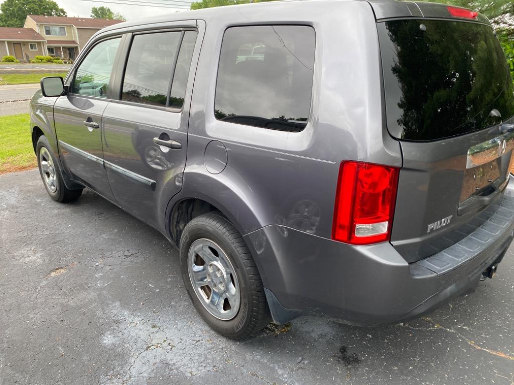 2014 Honda Pilot LX photo
