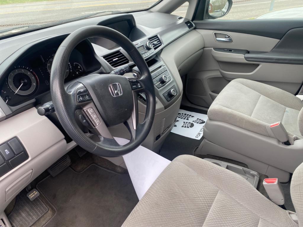 2014 Honda Odyssey - $8,995