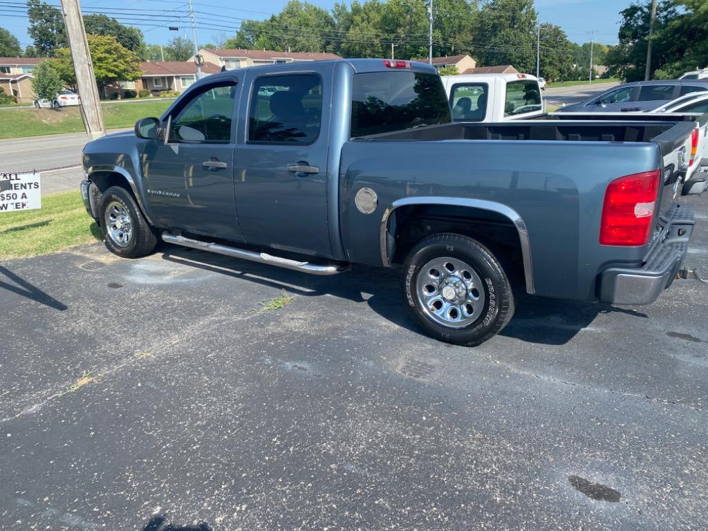 2007 Chevrolet Silverado - $8,995